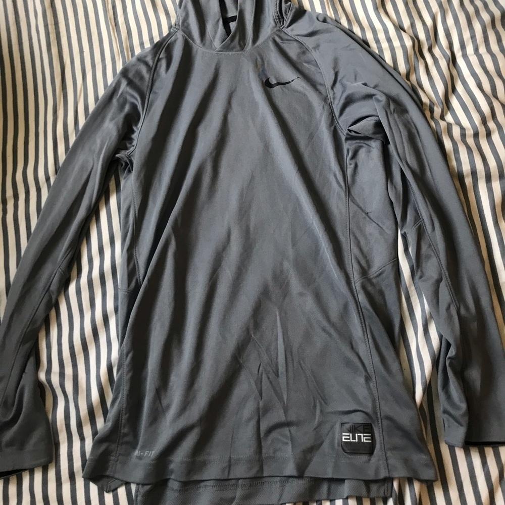 Gray Nike elite hoodie